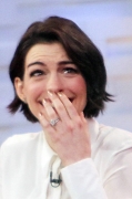 Anne Hathaway Promote 'Intersellar' at GMA - November 5th