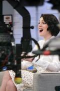 Anne Hathaway Promote 'Intersellar' at GMA - November 5th