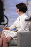 Anne Hathaway Promote 'Intersellar' at GMA - November 5th