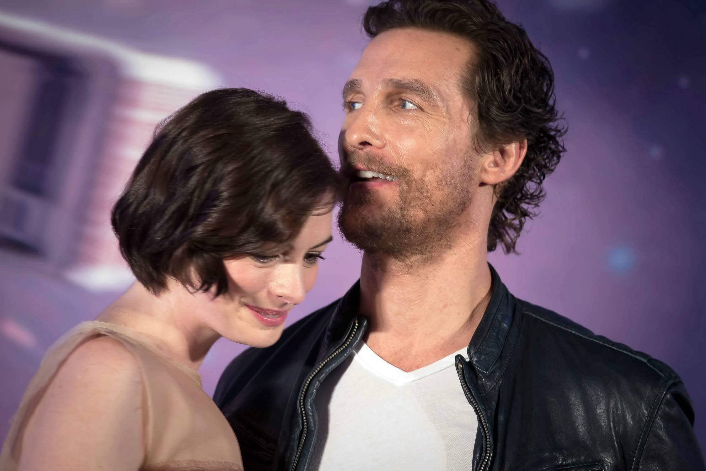 Anne Hathway Attends 'Interstellar' press conference - November 10