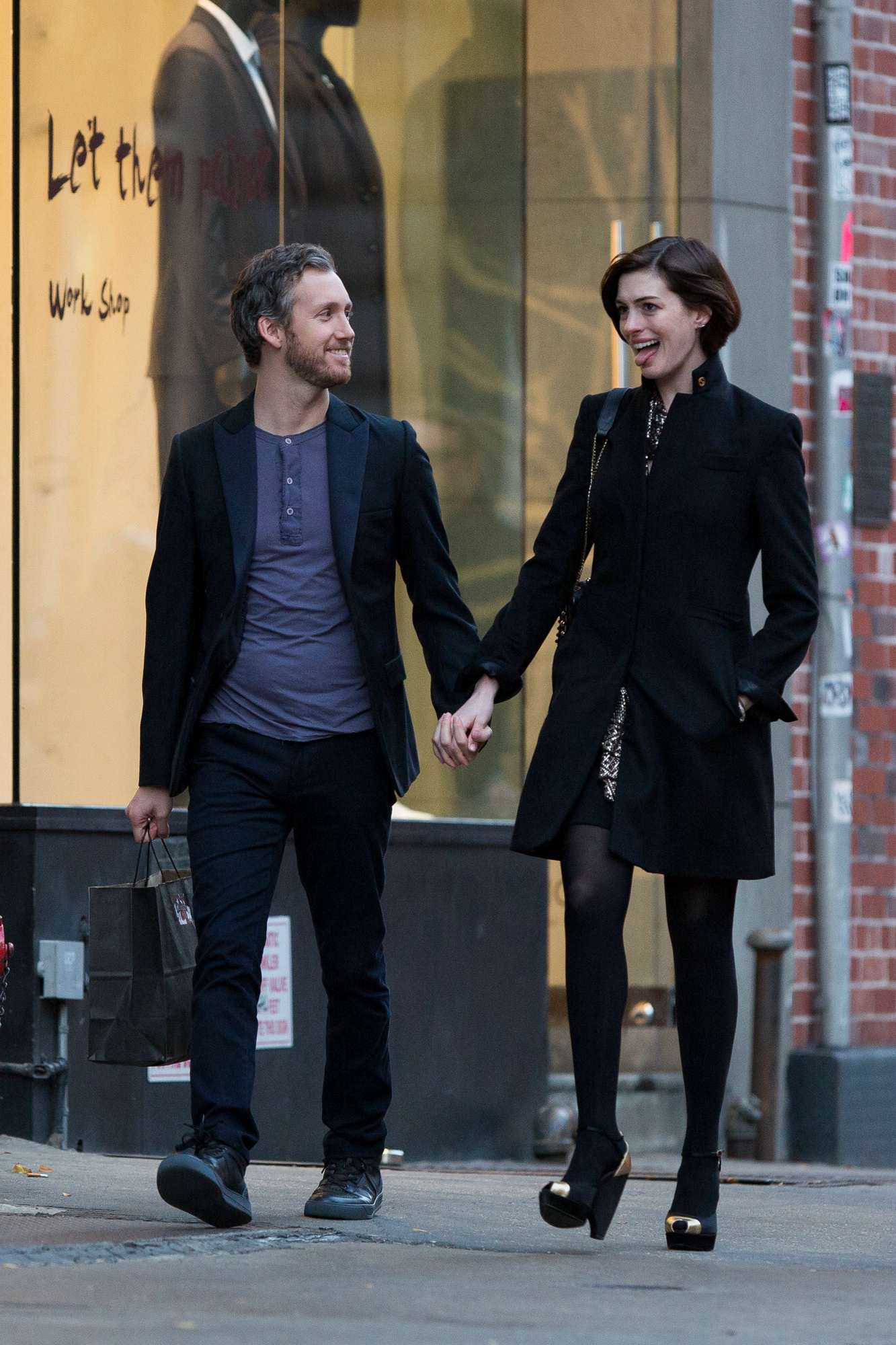 Anne Hathaway and Her Beau Adam Shulman Shop In SoHo - November 12