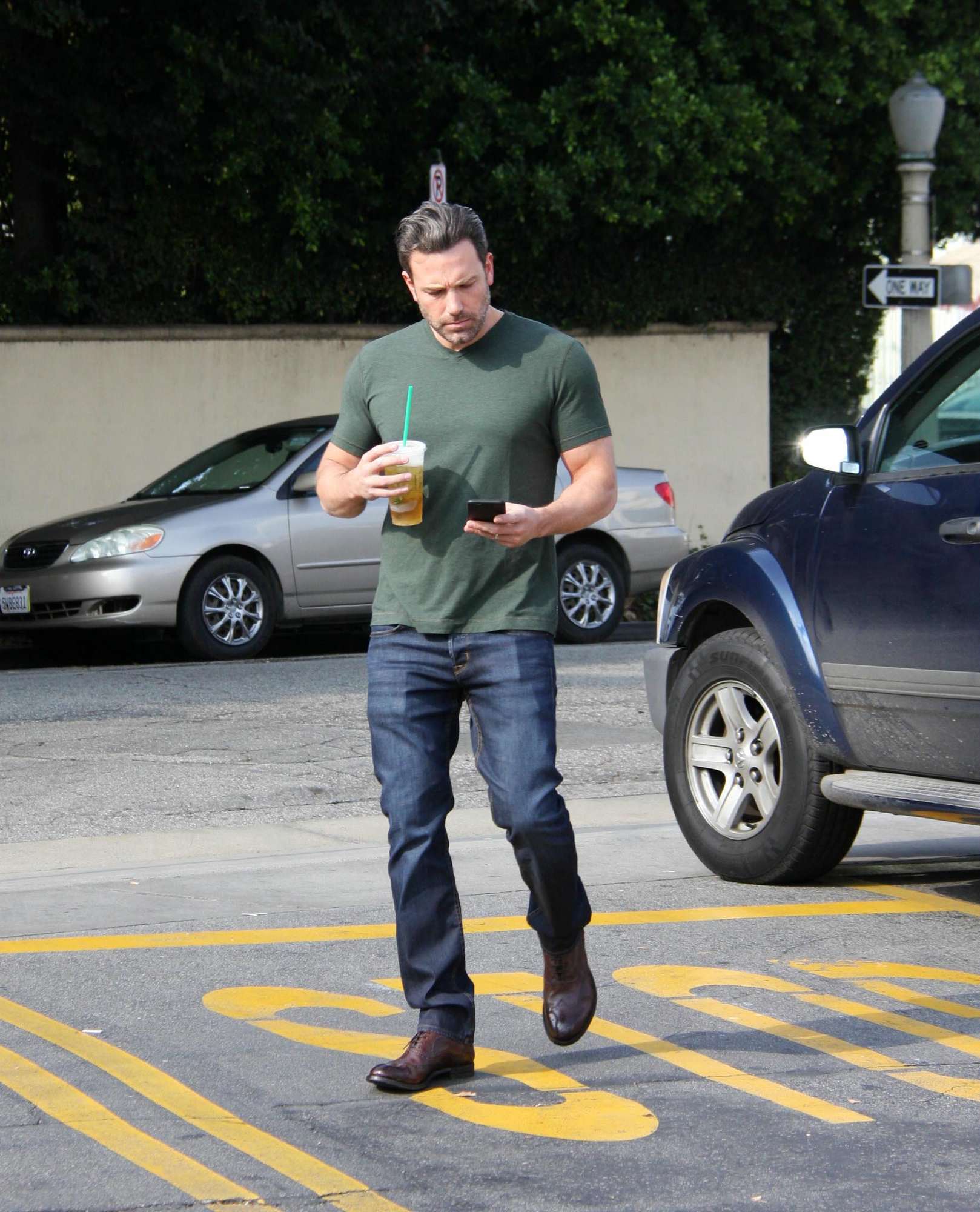 Ben Affleck Heads To Starbucks - November 16