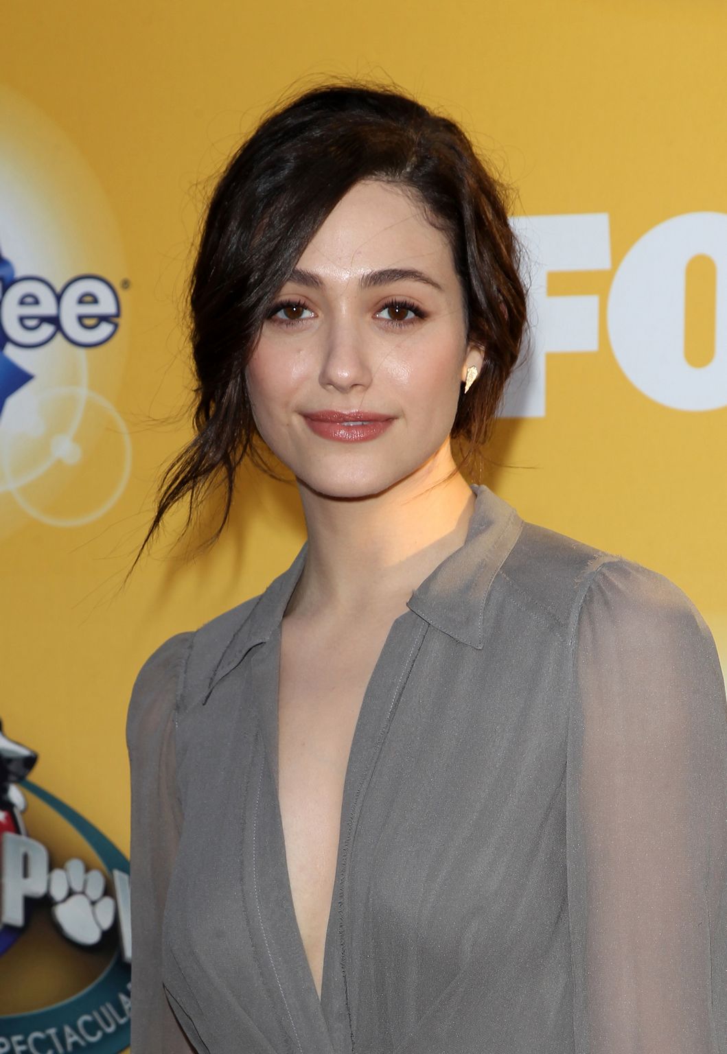 Emmy Rossum At Fox's Cause For Paws: An All-Star Dog Spectacular - November 22