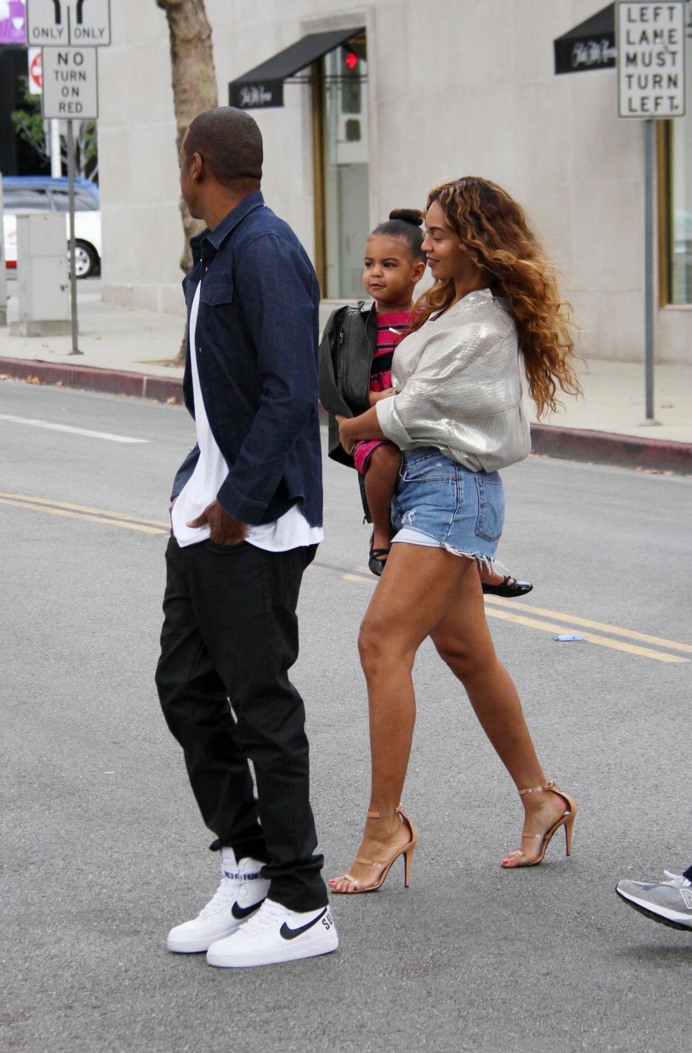 Jay-Z and Beyonce Take Blue Ivy To Shopping in Beverly Hills - November 11