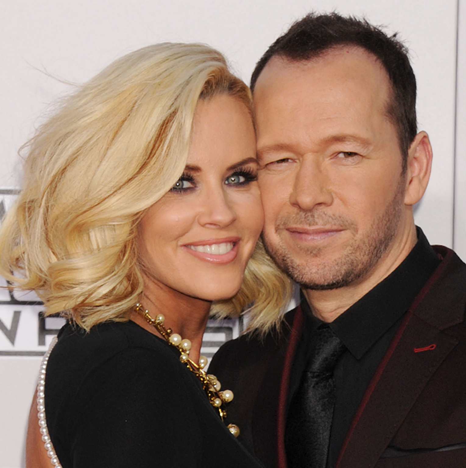Jenny McCarthy and Donnie Wahlberg At 2014 American Music Award - November 23