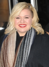 Kelly Clarkson cuts the ribbon for the Citizen Watch Company Global Flagship Store Grand Opening - November 19