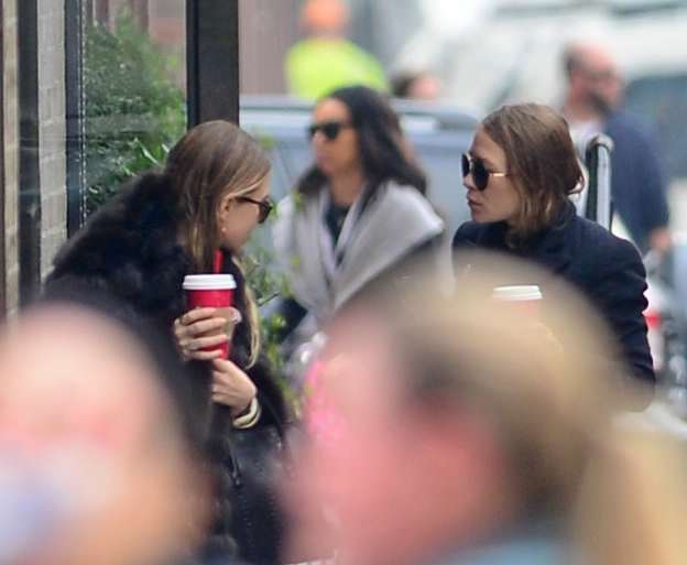Mary-Kate Olsen and Ashley Olsen in New York - November 11