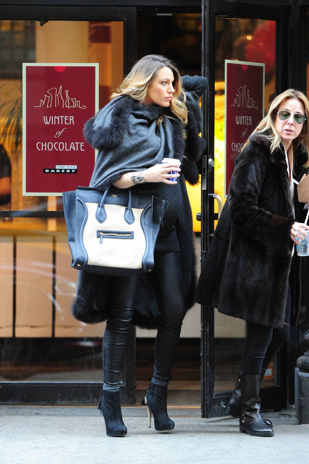 Heavily Pregnant Blake Lively Out in NYC – December 8