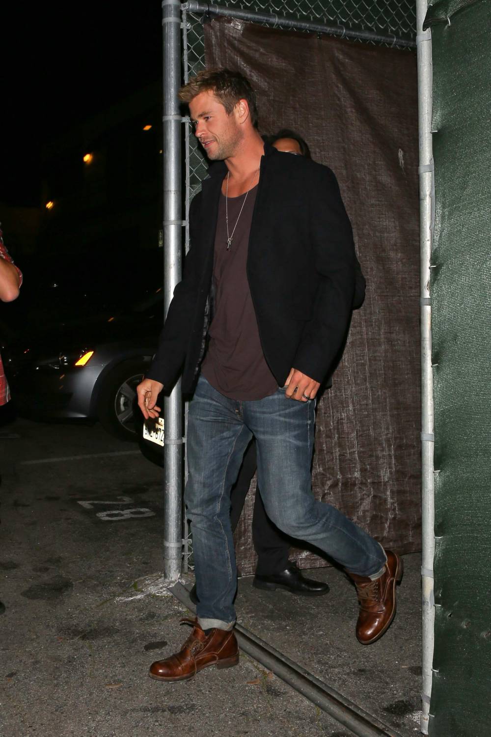 Chris Hemsworth Leaving Craig's Restaurant - January 6