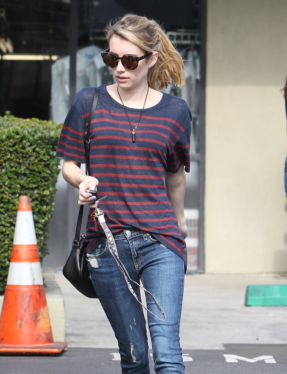 Emma Roberts Shops in West Hollywood - January 8
