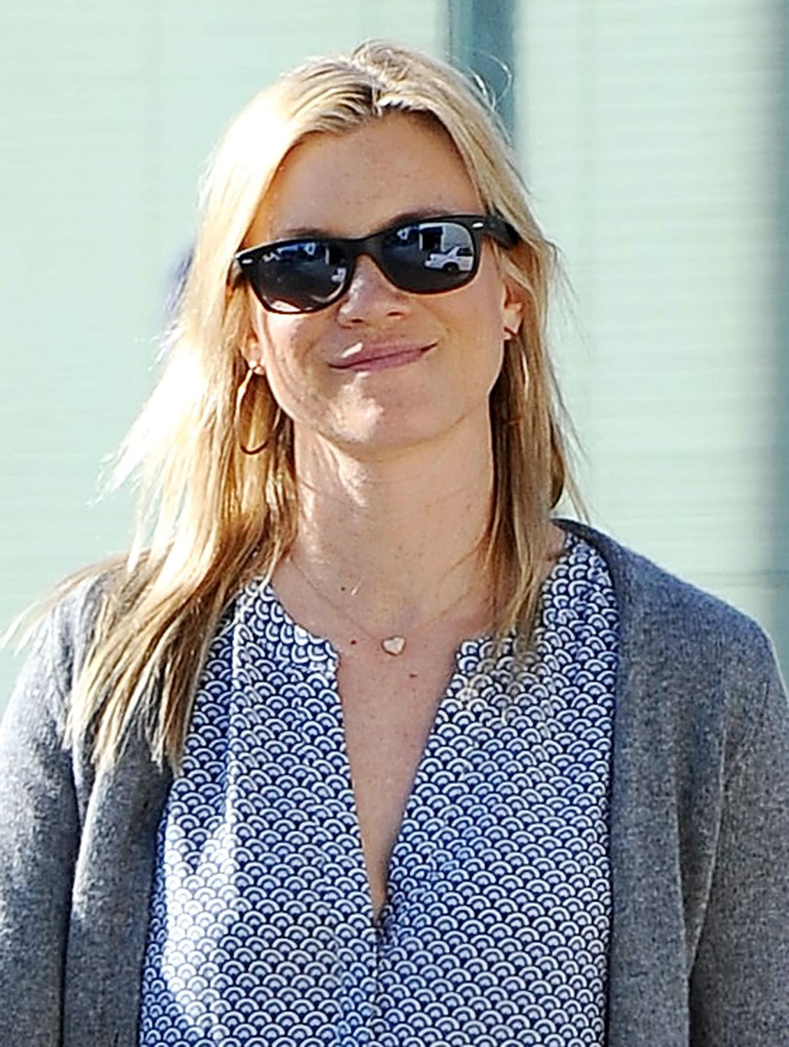 Amy Smart Out in Beverly Hills - February 9