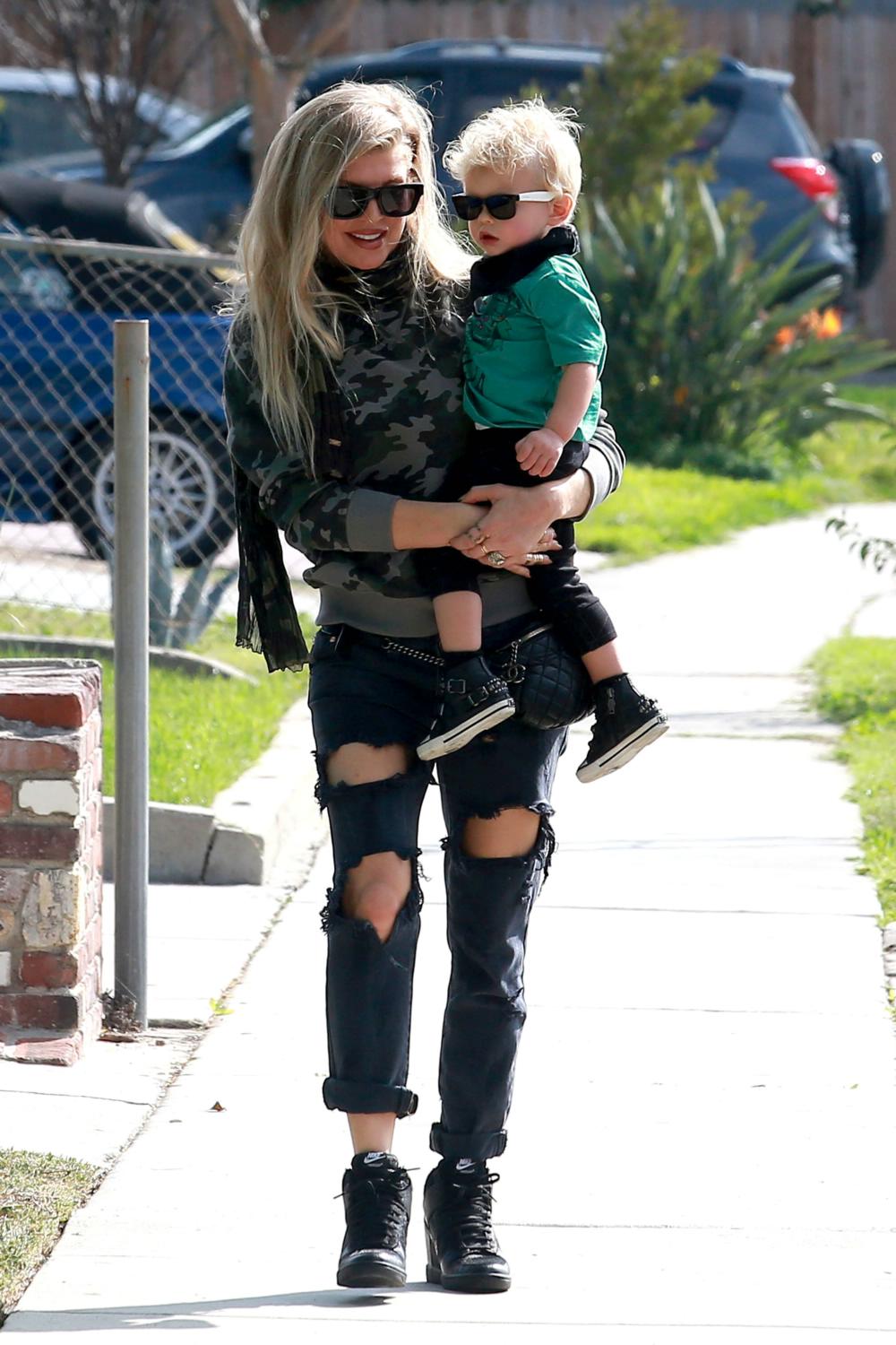 Fergie Takes Son Axl To Her Friend's House - Feb 24