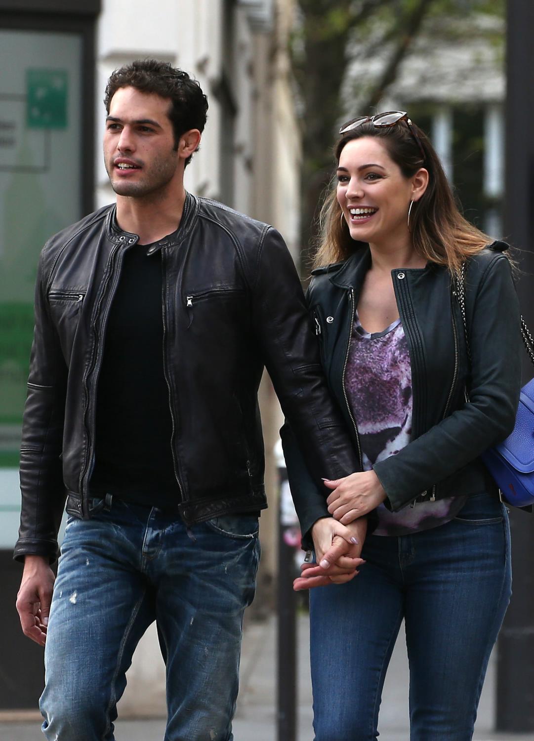 Kelly Brook and new boyfriend Jeremy Paris Stroll Date in Paris - April 12