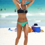 Julia Pereira Shows Off Her Bikini Body in Beach of Miami – May 16