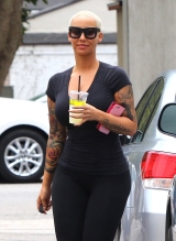 AmberRose-04