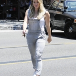 Hilary Duff Enjoys Lunch at Nate ?n Al in Beverly Hills ? July 24