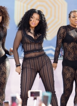 NickiMinaj-09
