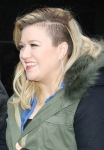 Kelly Clarkson At Good Morning America - March 3