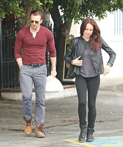 Chris Evans Leaves El Compadre Restaurant With A Mystery Date – January 20